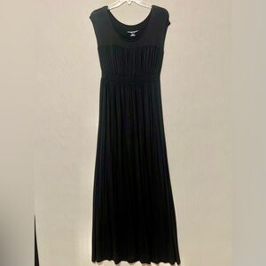 Liz Lange Black Maxi Maternity Dress